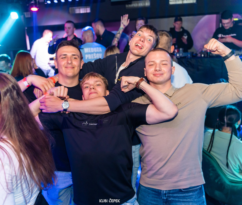 Shisha-Party-Games-Meduza-Kosice-Lounge-Bar-Club-Piatok-Sobota